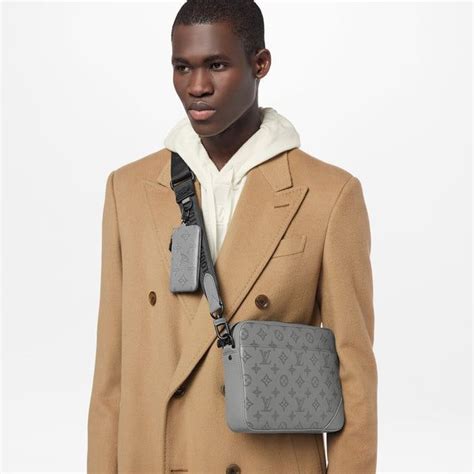 lv double flat messenger|louis vuitton duo messenger.